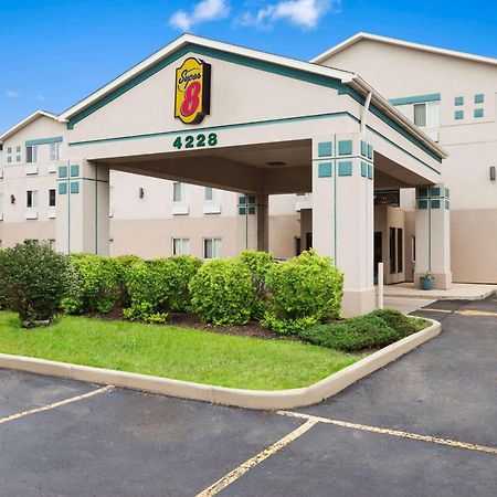 Super 8 By Wyndham Aurora/Naperville Area Exterior foto